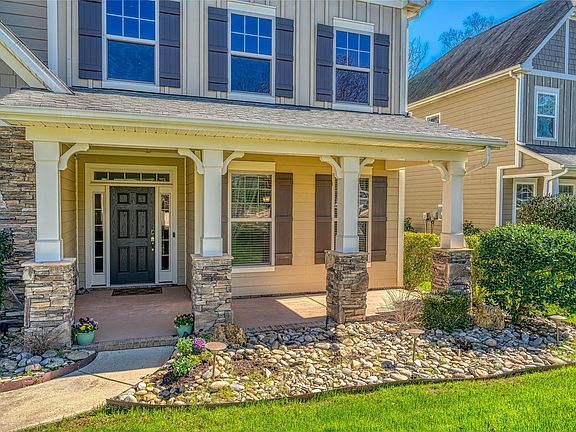 3rd image of 5111 Forest Knoll Ct