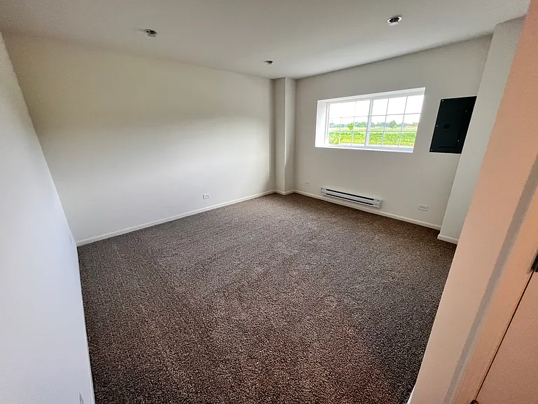 2491 Bella Dr — Photo 23