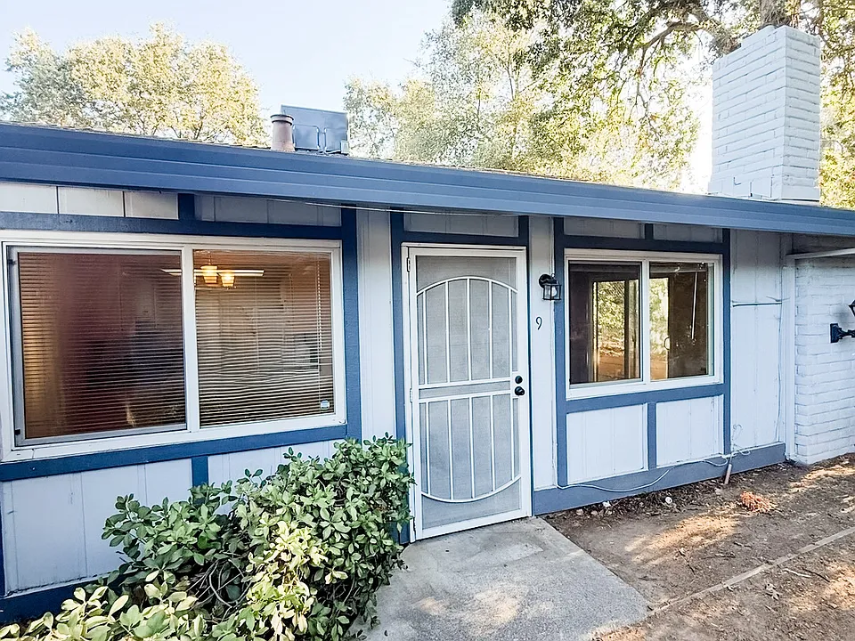 2316 Villanova Cir #9