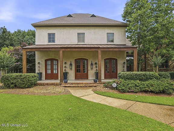 3rd image of 113 Carlton Blvd