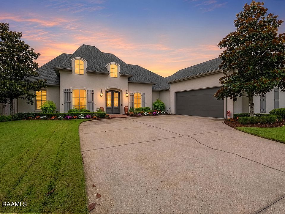1st image of 205 Martele Blvd