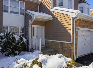 36 Stonehedge Rd, Millington, NJ 07946