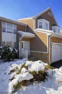 36 Stonehedge Rd, Millington, NJ, 07946