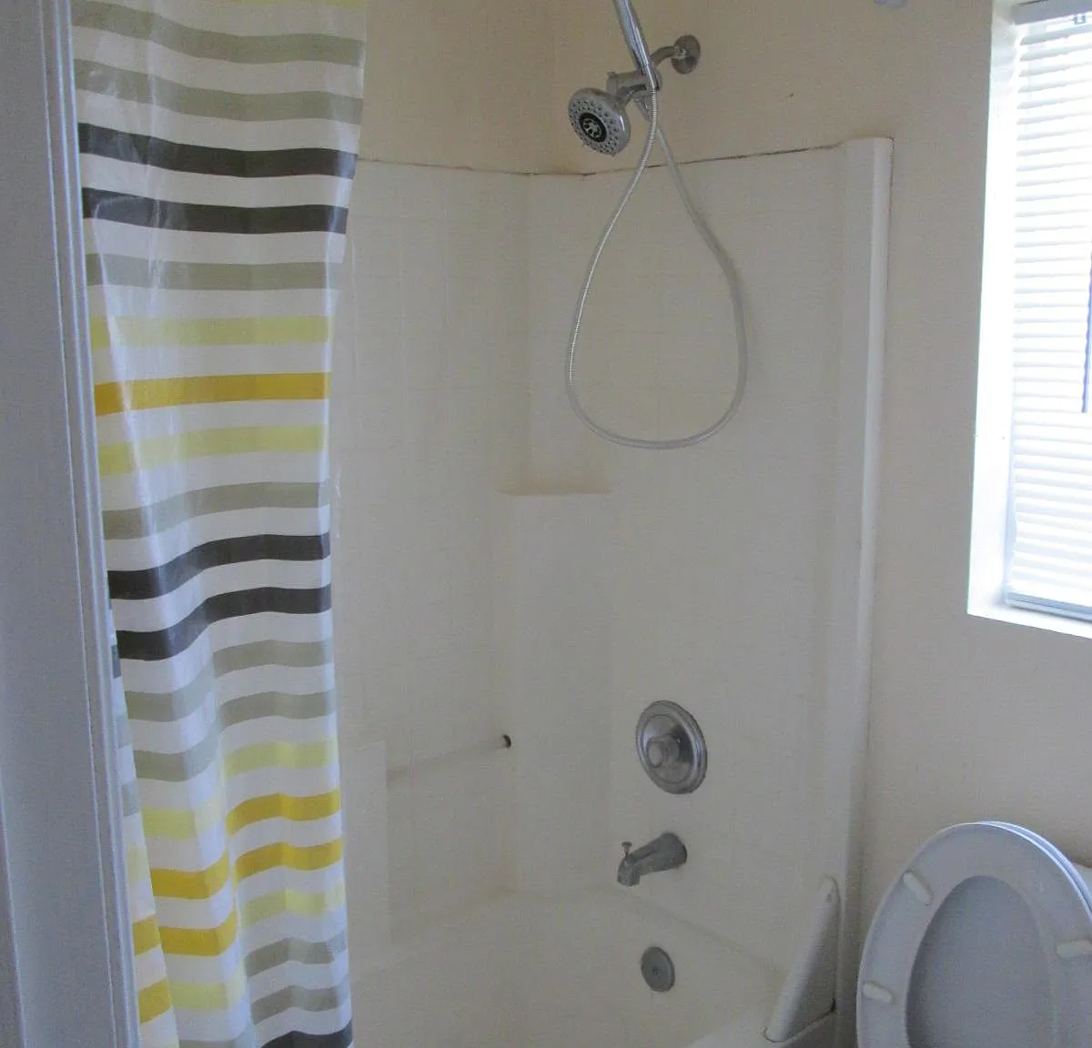 1 bed, 550 sqft, $1,150 — Photo 3