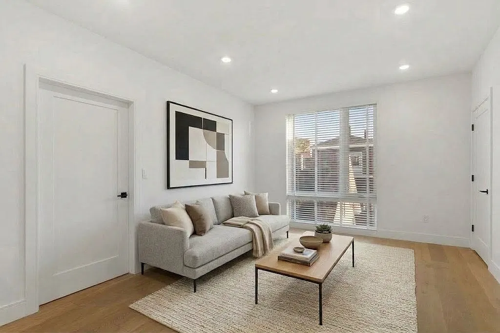 2 bed, 2.0 bath, 929 sqft, $3,400 — Photo 2