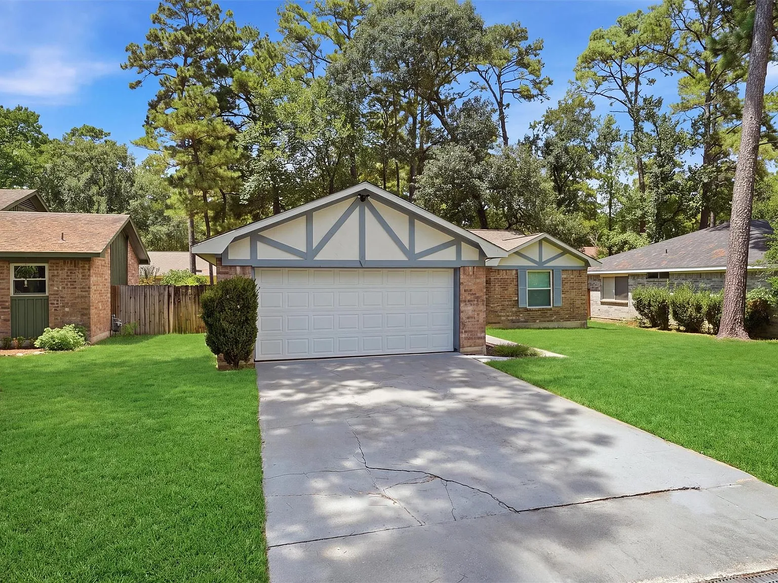 3 bed, 2.0 bath, 1266 sqft, $1,800 — Photo 1