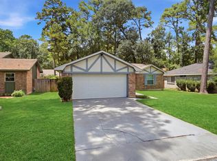 71 S Woodstock Circle Dr, Spring, TX 77381
