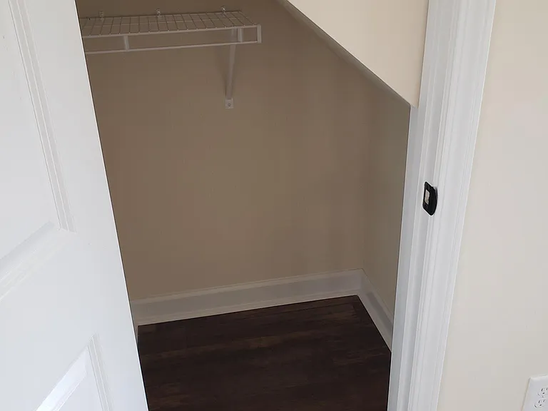 409 Justice Farm Dr — Photo 5