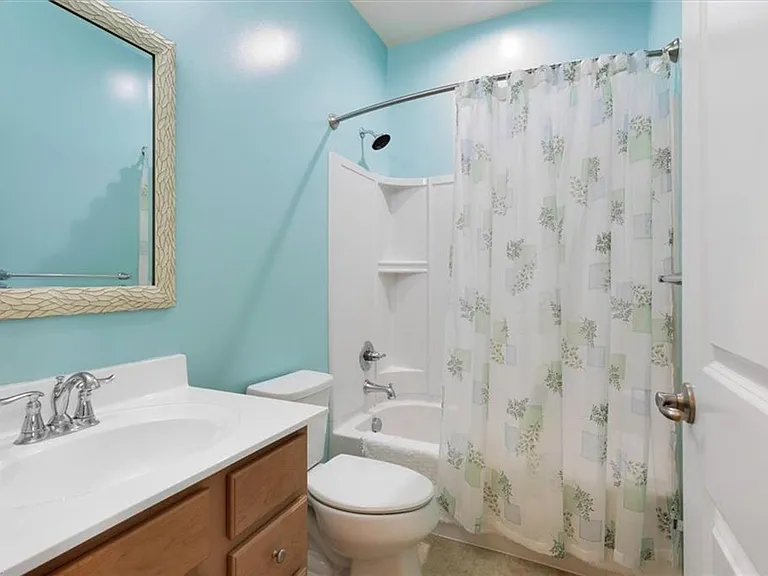 4002 Luminary Dr — Photo 30