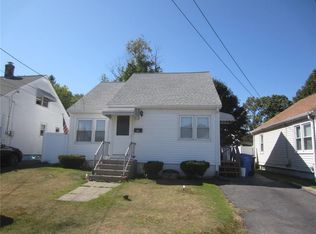 162 Midwood St, Cranston, RI 02910