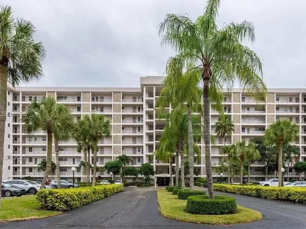 3000 S Course Dr, Pompano Beach, FL
