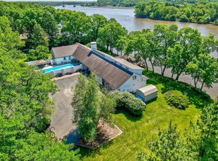 1 River Pl, Ottawa, IL 61350