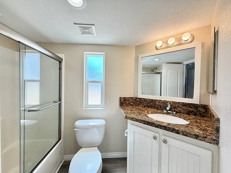 Surf City Beach Cottages — Photo 41