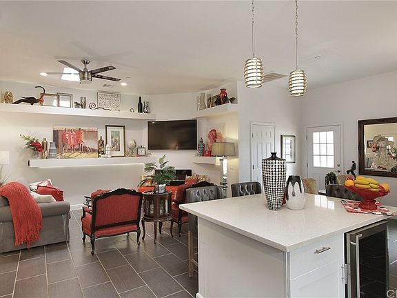 4th image of 52075 Avenida Villa