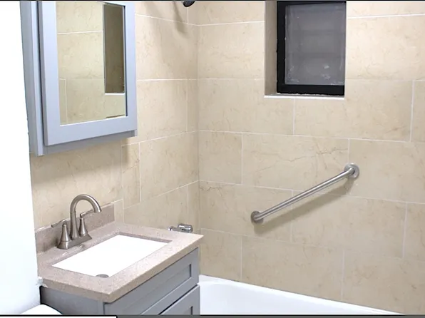 952 Saint Mark's Avenue image 9 of 10