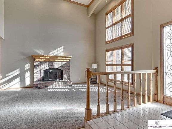 5th image of 2514 N 132nd Ave