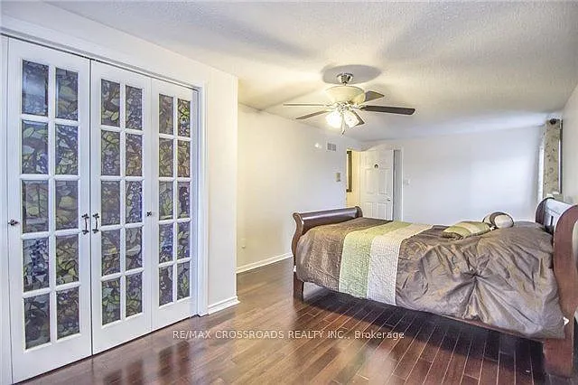 2 Hampstead Ct — Photo 8