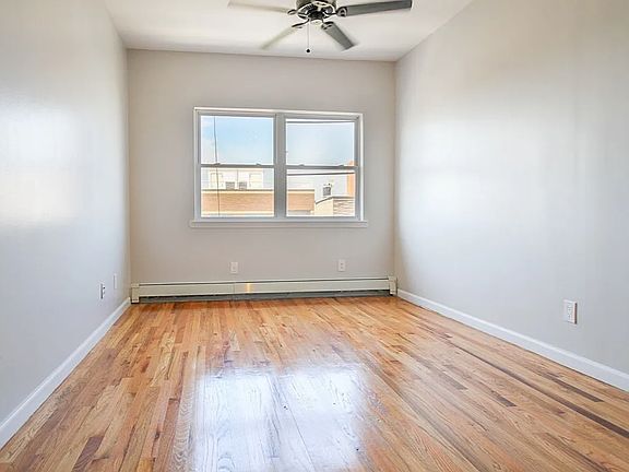 3rd image of 1454 Greene Ave APT 4A