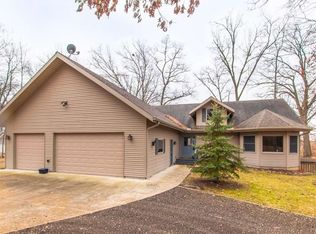 10945 N Waldron Rd, Jerome, MI 49249