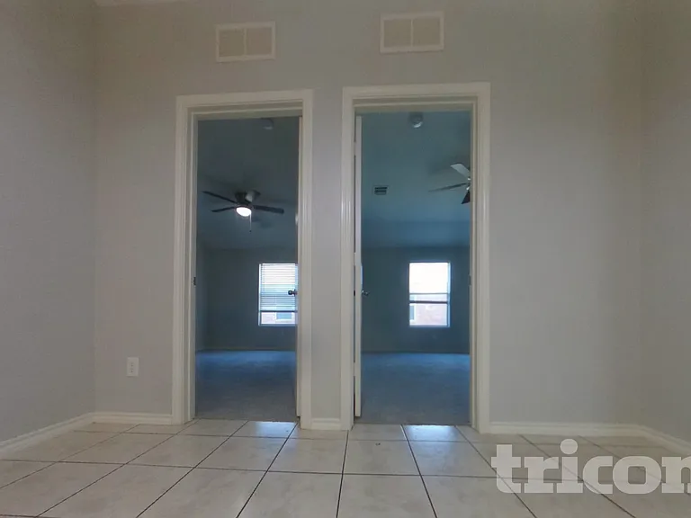 12809 Carpenter Ln — Photo 5