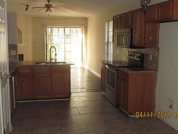 3rd image of 12550 Fallohide Ln