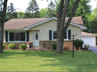 533 Michael St, Crete, IL 60417