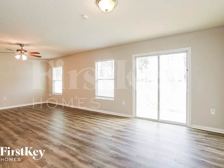 6817 Langford St — Photo 3