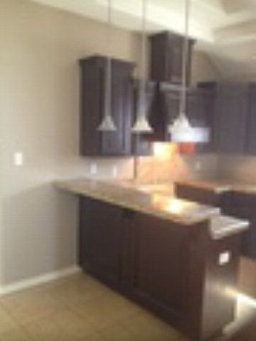 2nd image of 2314 Continental St