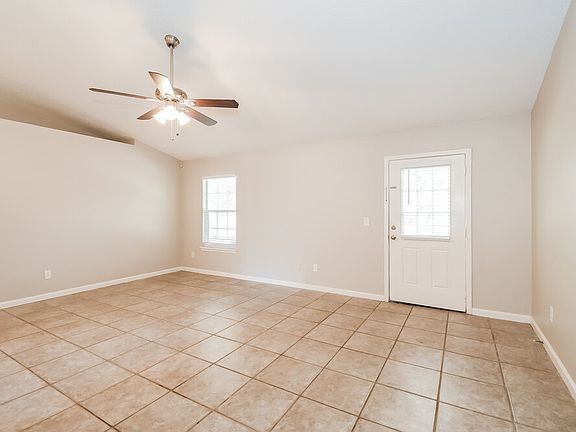 4th image of 7249 Longhorn Cir