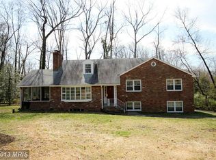 8809 Southwick St, Fairfax, VA 22031