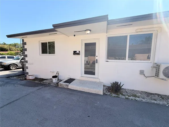 95-97 NE 168th St, Miami, FL 33162
