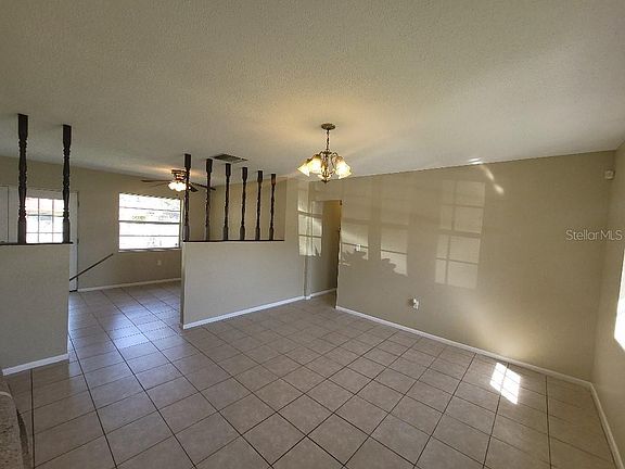2nd image of 3690 Yosemite Dr