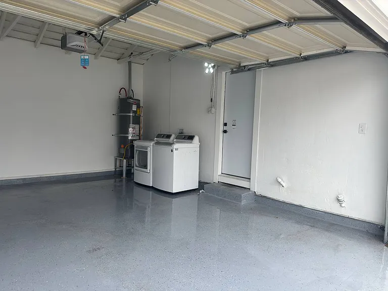 8015 McNulty Ave — Photo 15