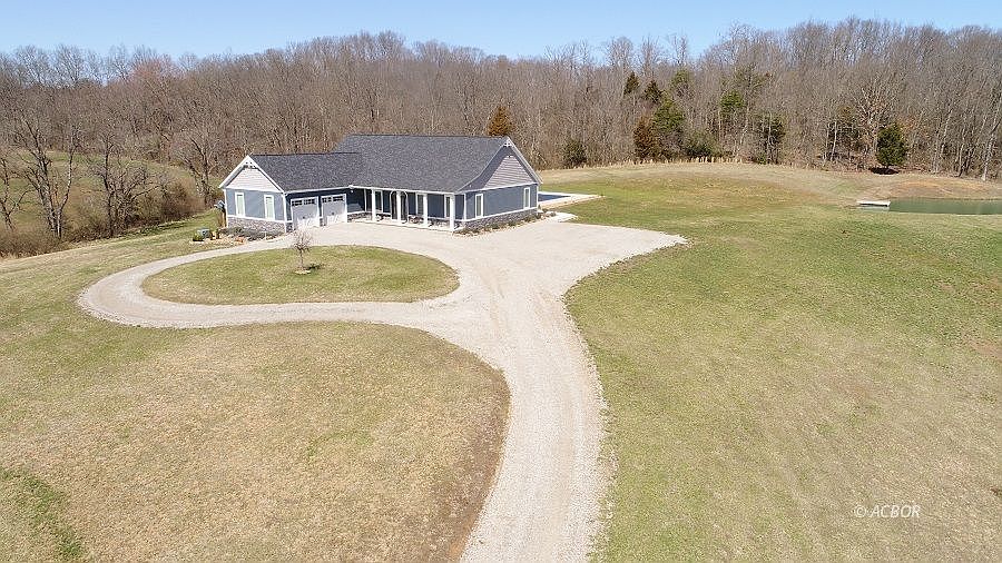 1st image of 460 Homestead Ln