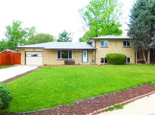 6581 Saulsbury Ct, Arvada, CO 80003