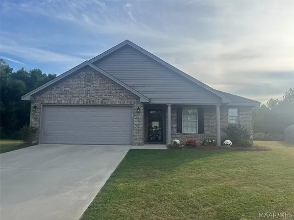 20 Ivory Ct, Millbrook, AL 36054