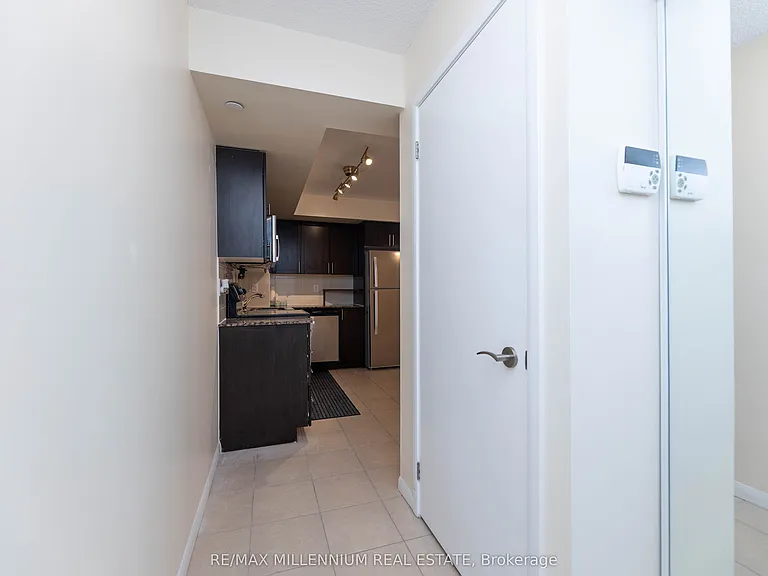 830 Lawrence Ave W #334 — Photo 12
