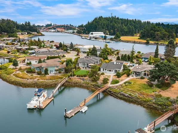 135 Lummi Drive, La Conner, WA 98257