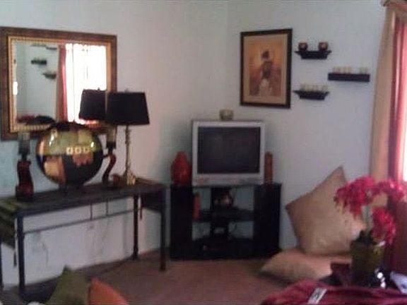 4th image of 22370 Echo Park Way