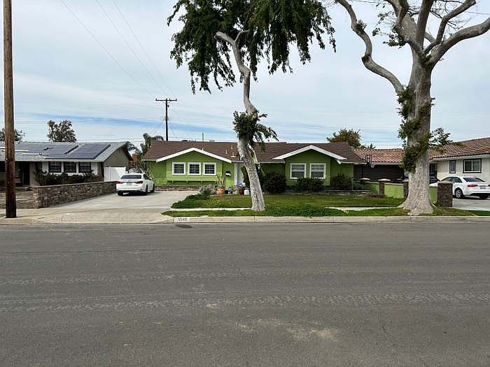 1st image of 1545 W Lullaby Ln