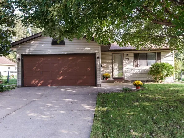 805 3rd St NW, Byron, MN 55920