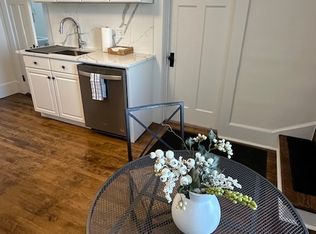 418 1/2 Pleasant St, Beloit, WI 53511