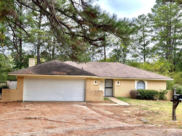 642 Spryfield Rd
