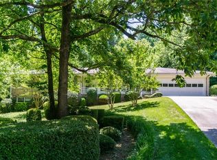 2675 Fleur De Lis Pl, Dunwoody, GA 30360
