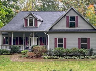 14 Fieldstone Dr, Hooksett, NH 03106