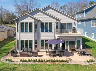 70955 Wayne St, Union, MI 49130