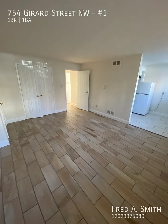 One Bedroom Apartment Near Howard University — Photo 1