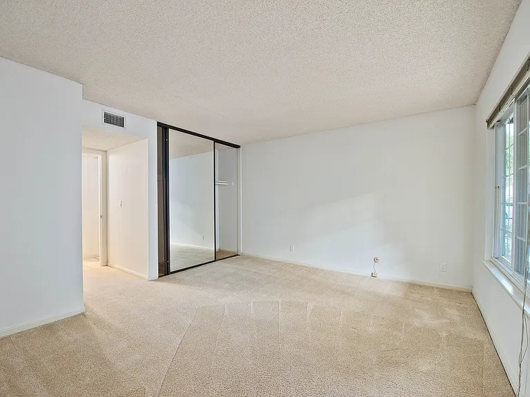 7420 Bernadine Ave — Photo 13