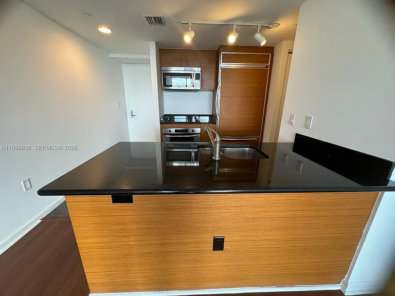 50 Biscayne Blvd #3807 — Photo 8