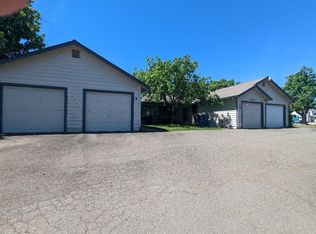 5373 Valley Trl, Redding, CA 96003